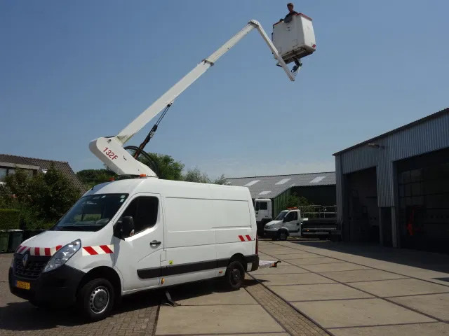 Renault Master 13,5 METER SKY WORKER,AIRCO - Véhicule utilitaire: photos 3 Renault Master 13,5 METER SKY WORKER,AIRCO - Véhicule utilitaire: photos 3