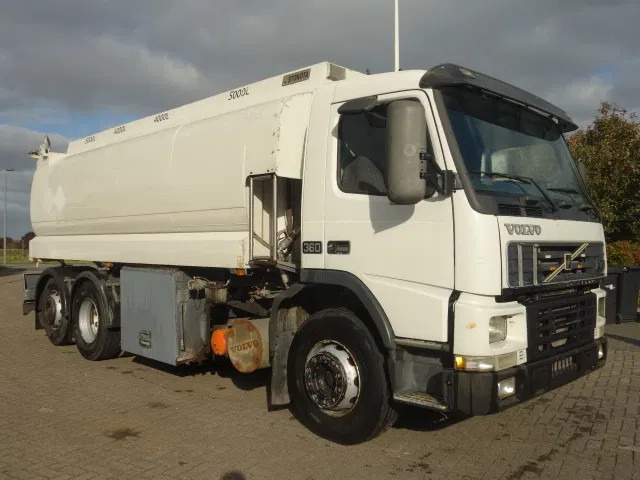 Volvo FM 360 18000 LITER,MANUALPOMP,MANUALCOUNTER - Camion citerne: photos 1 Volvo FM 360 18000 LITER,MANUALPOMP,MANUALCOUNTER - Camion citerne: photos 1