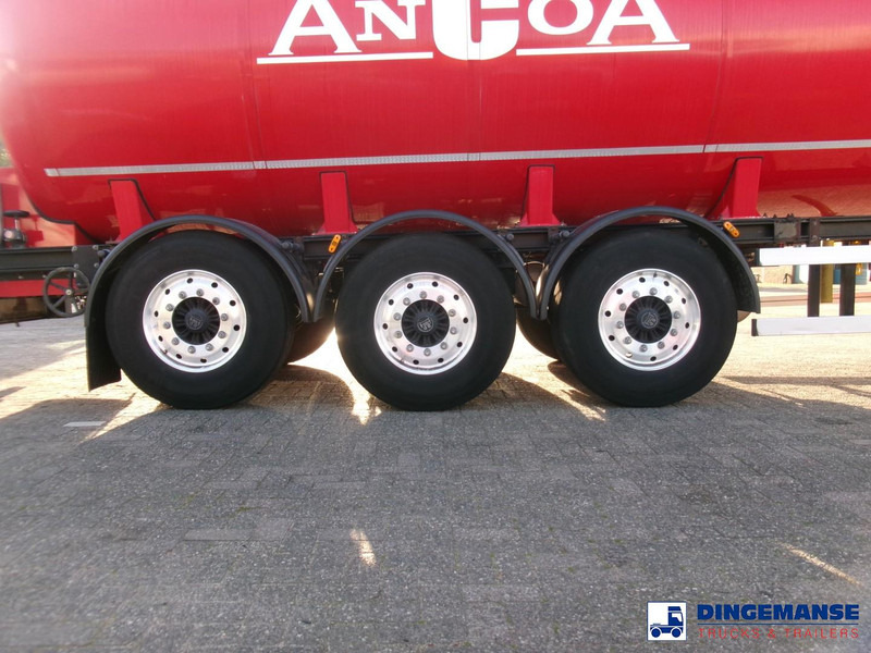 COBO Bitumen tank inox 34 m3 / 1 comp - Semi-remorque citerne: photos 5 COBO Bitumen tank inox 34 m3 / 1 comp - Semi-remorque citerne: photos 5