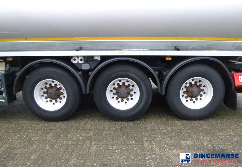 COBO Fuel tank alu 43.3 m3 / 1 comp + pump - Semi-remorque citerne: photos 5 COBO Fuel tank alu 43.3 m3 / 1 comp + pump - Semi-remorque citerne: photos 5