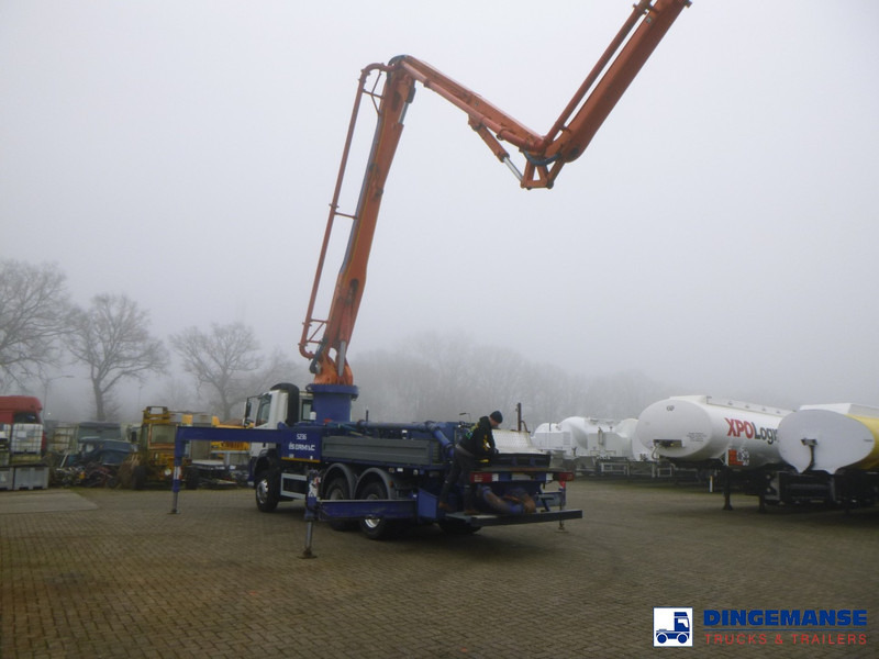 DAF CF 370 6X4 RHD Sermac 5Z36 concrete pump 36 m - Camion pompe: photos 3 DAF CF 370 6X4 RHD Sermac 5Z36 concrete pump 36 m - Camion pompe: photos 3