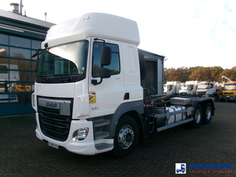 DAF CF 460 6x2 Euro 6 Hyva container hook 20 t - Camion ampliroll: photos 5 DAF CF 460 6x2 Euro 6 Hyva container hook 20 t - Camion ampliroll: photos 5