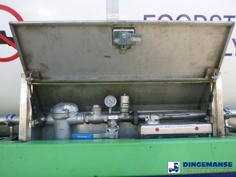 Cuve de stockage Danteco Food tank container inox 20 ft / 25 m3 / 1 comp: photos 10