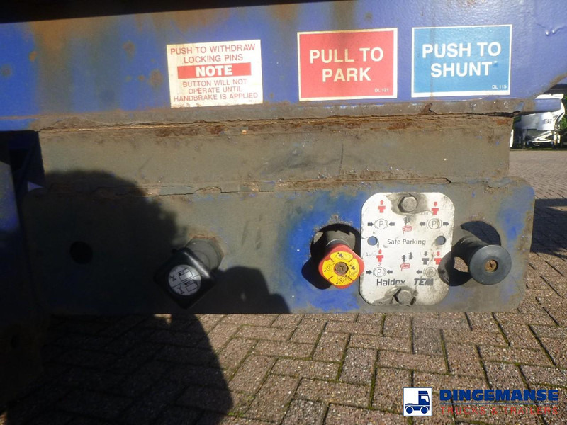 Crédit-bail Dennison 3-axle container trailer 20-30-40-45 ft Dennison 3-axle container trailer 20-30-40-45 ft: photos 12 Crédit-bail Dennison 3-axle container trailer 20-30-40-45 ft Dennison 3-axle container trailer 20-30-40-45 ft: photos 12