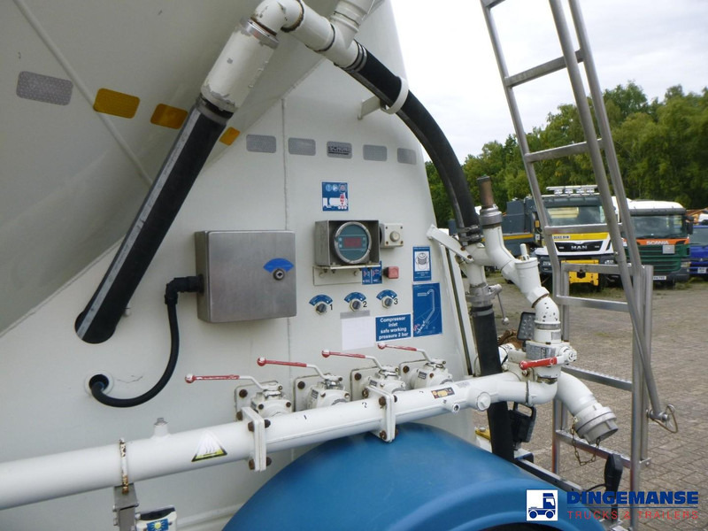 Semi-remorque citerne Feldbinder Powder tank alu 50 m3 + compressor: photos 11 Semi-remorque citerne Feldbinder Powder tank alu 50 m3 + compressor: photos 11