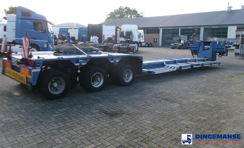 Goldhofer 3-axle lowbed trailer STZ-V 3-33/80A 56 t / ext. 13.6 m - Semi-remorque surbaissé: photos 4 Goldhofer 3-axle lowbed trailer STZ-V 3-33/80A 56 t / ext. 13.6 m - Semi-remorque surbaissé: photos 4