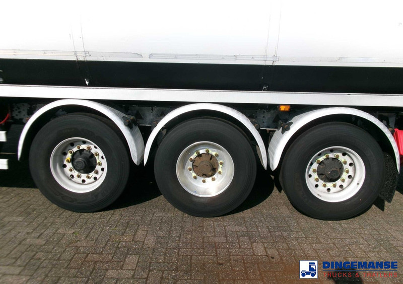 Lakeland Fuel tank alu 43 m3 / 6 comp - Semi-remorque citerne: photos 5 Lakeland Fuel tank alu 43 m3 / 6 comp - Semi-remorque citerne: photos 5