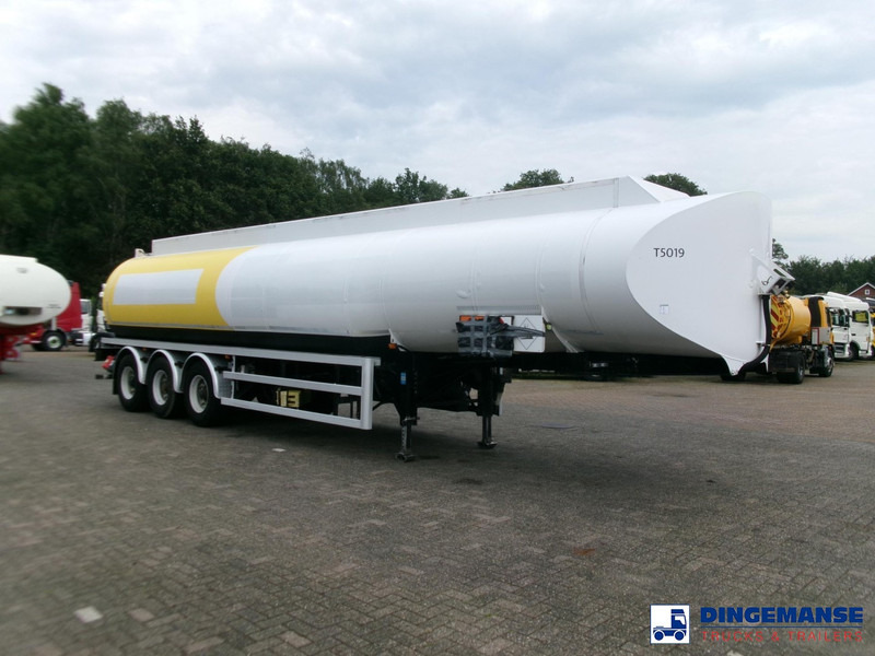 Lakeland Fuel tank alu 43 m3 / 6 comp - Semi-remorque citerne: photos 2 Lakeland Fuel tank alu 43 m3 / 6 comp - Semi-remorque citerne: photos 2