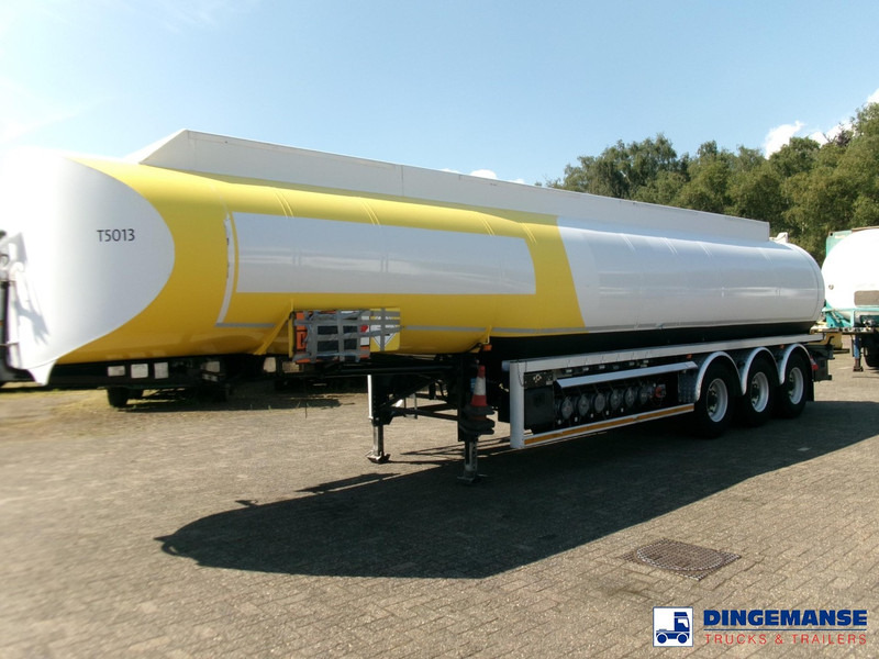 Lakeland Fuel tank alu 43 m3 / 6 comp - Semi-remorque citerne: photos 1 Lakeland Fuel tank alu 43 m3 / 6 comp - Semi-remorque citerne: photos 1