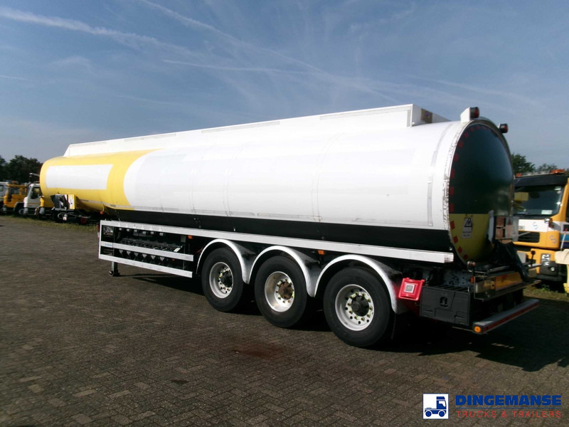 Lakeland Fuel tank alu 43 m3 / 6 comp - Semi-remorque citerne: photos 3 Lakeland Fuel tank alu 43 m3 / 6 comp - Semi-remorque citerne: photos 3