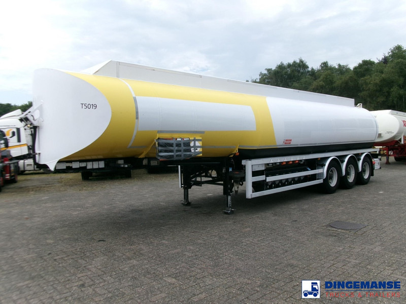 Lakeland Fuel tank alu 43 m3 / 6 comp - Semi-remorque citerne: photos 1 Lakeland Fuel tank alu 43 m3 / 6 comp - Semi-remorque citerne: photos 1