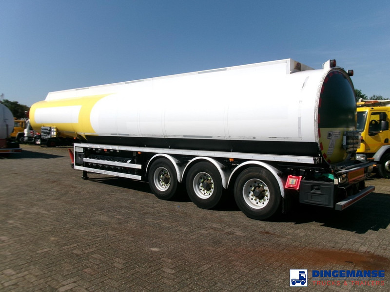 Lakeland Fuel tank alu 43 m3 / 6 comp - Semi-remorque citerne: photos 3 Lakeland Fuel tank alu 43 m3 / 6 comp - Semi-remorque citerne: photos 3