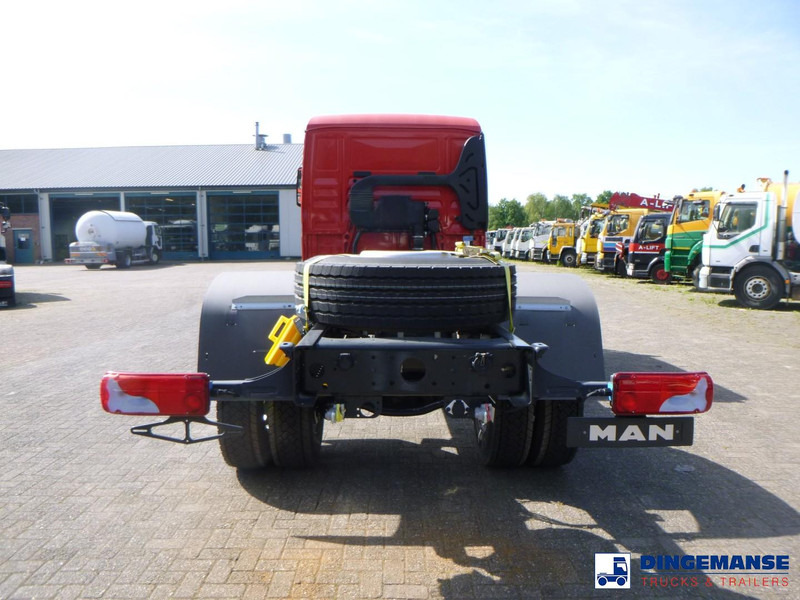 MAN TGM 18.320 4x4 BB chassis / new/unused - Châssis cabine: photos 5 MAN TGM 18.320 4x4 BB chassis / new/unused - Châssis cabine: photos 5