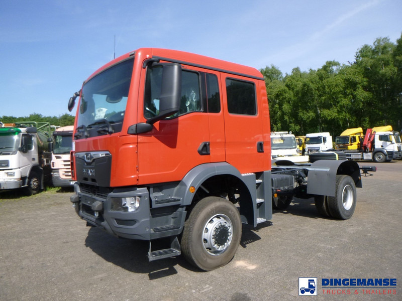 MAN TGM 18.320 4x4 BB chassis / new/unused - Châssis cabine: photos 1 MAN TGM 18.320 4x4 BB chassis / new/unused - Châssis cabine: photos 1