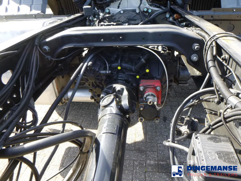 MAN TGS 19.360 4X2 BBS manual Euro 2 chassis + PTO - Châssis cabine: photos 5 MAN TGS 19.360 4X2 BBS manual Euro 2 chassis + PTO - Châssis cabine: photos 5