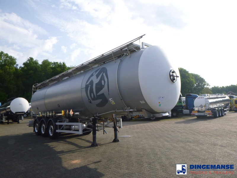 Magyar Chemical tank inox L4BH 44.5 m3 / 3 comp - Semi-remorque citerne: photos 2 Magyar Chemical tank inox L4BH 44.5 m3 / 3 comp - Semi-remorque citerne: photos 2