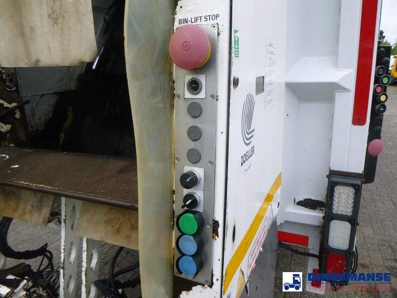 Benne à ordures ménagères Mercedes-Benz Econic 2629 6x2 RHD Faun Variopress refuse truck: photos 9