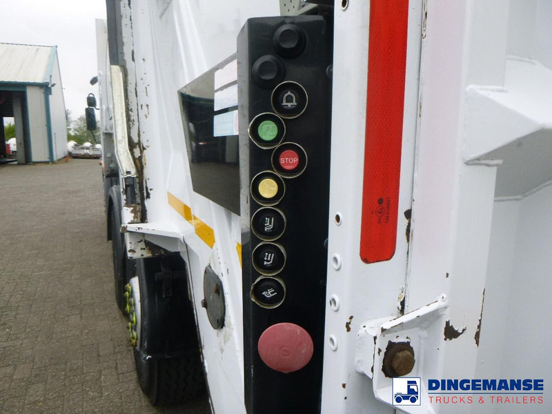 Benne à ordures ménagères Mercedes-Benz Econic 2629 6x2 RHD Faun Variopress refuse truck: photos 13