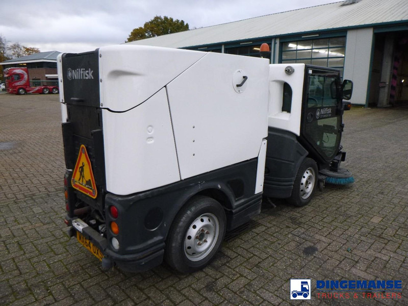 Nilfisk City Ranger CR3500 street sweeper - Balayeuse de voirie: photos 4 Nilfisk City Ranger CR3500 street sweeper - Balayeuse de voirie: photos 4