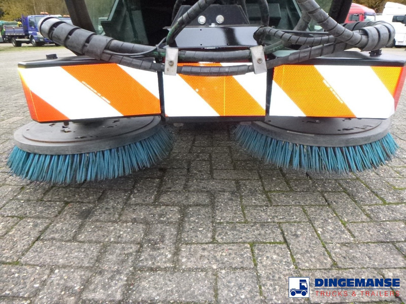 Nilfisk City Ranger CR3500 street sweeper - Balayeuse de voirie: photos 5 Nilfisk City Ranger CR3500 street sweeper - Balayeuse de voirie: photos 5