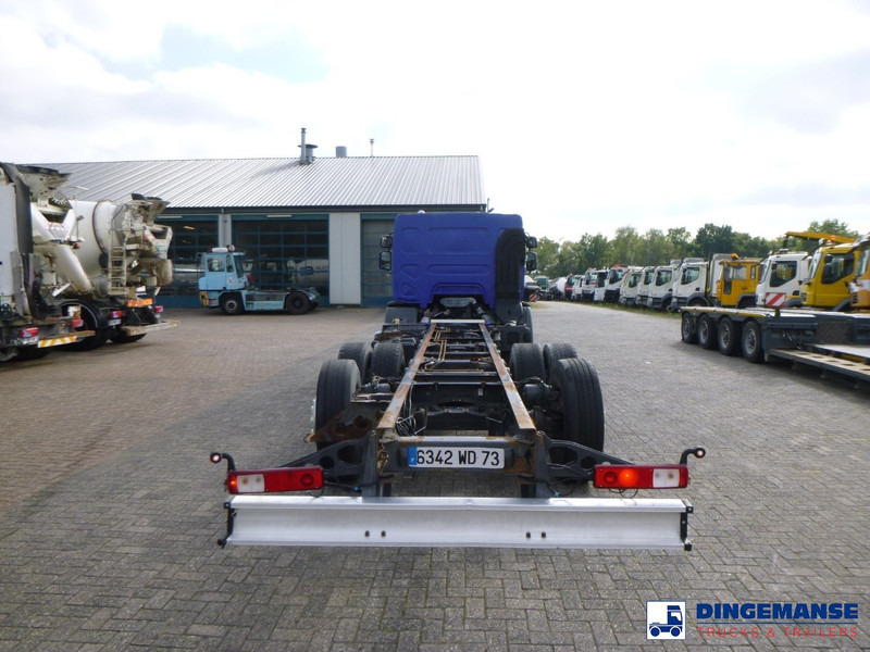 Renault Premium 320 dxi 6x2 chassis ADR - Camion citerne: photos 5 Renault Premium 320 dxi 6x2 chassis ADR - Camion citerne: photos 5