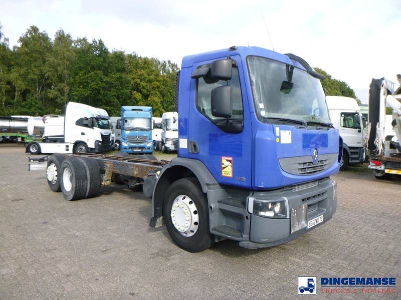 Renault Premium 320 dxi 6x2 chassis ADR - Camion citerne: photos 2 Renault Premium 320 dxi 6x2 chassis ADR - Camion citerne: photos 2