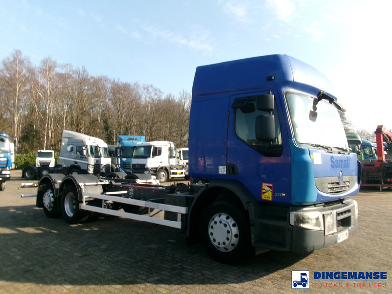 Renault Premium 370 6x2 chassis - Châssis cabine: photos 2 Renault Premium 370 6x2 chassis - Châssis cabine: photos 2