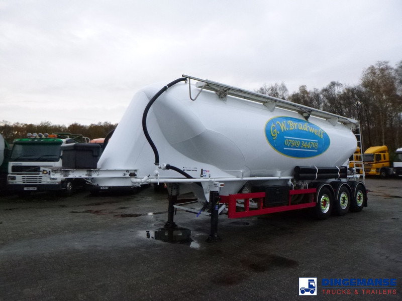 SPITZER Powder tank alu 40 m3 / 1 comp - Semi-remorque citerne: photos 1 SPITZER Powder tank alu 40 m3 / 1 comp - Semi-remorque citerne: photos 1