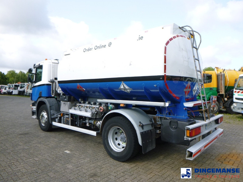 Scania P 230 DB 4x2 RHD fuel tank 12.4 m3 / 4 comp - Camion citerne: photos 3 Scania P 230 DB 4x2 RHD fuel tank 12.4 m3 / 4 comp - Camion citerne: photos 3