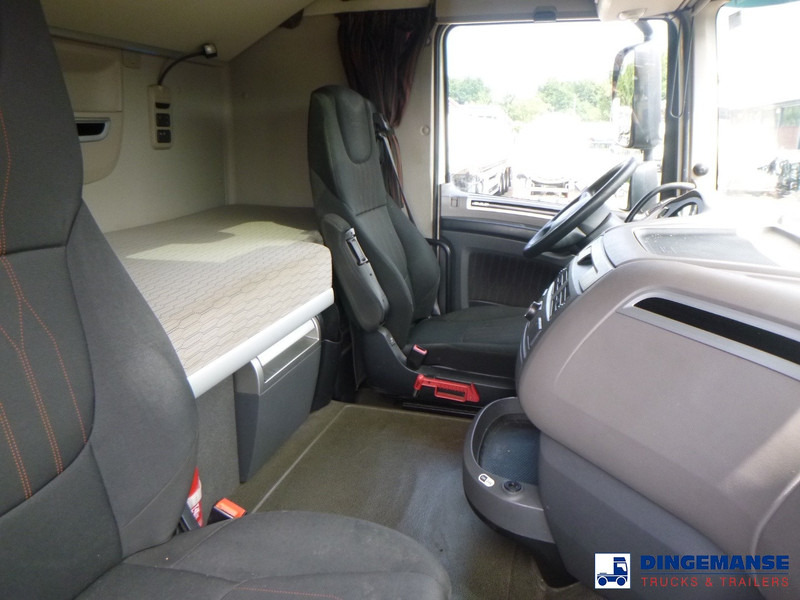 Tracteur routier DAF XF 530 6x2 Euro 6: photos 14
