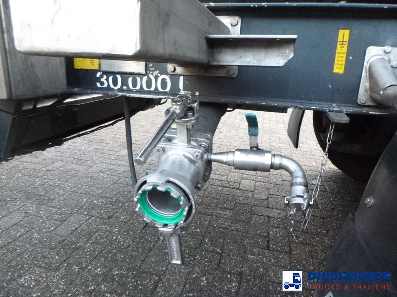 Van Hool Chemical tank inox L4BH 30 m3 / 1 comp / ADR 29/08/24 - Semi-remorque citerne: photos 5 Van Hool Chemical tank inox L4BH 30 m3 / 1 comp / ADR 29/08/24 - Semi-remorque citerne: photos 5