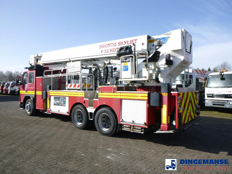 Volvo FM12 6x4 RHD Bronto Skylift F32HDT Angloco fire truck - Camion de pompier: photos 3 Volvo FM12 6x4 RHD Bronto Skylift F32HDT Angloco fire truck - Camion de pompier: photos 3