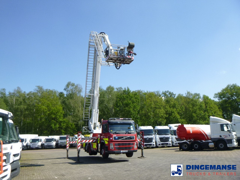 Crédit-bail Volvo FM9 340 6x2 RHD Vema 333 TFL fire truck Volvo FM9 340 6x2 RHD Vema 333 TFL fire truck: photos 8