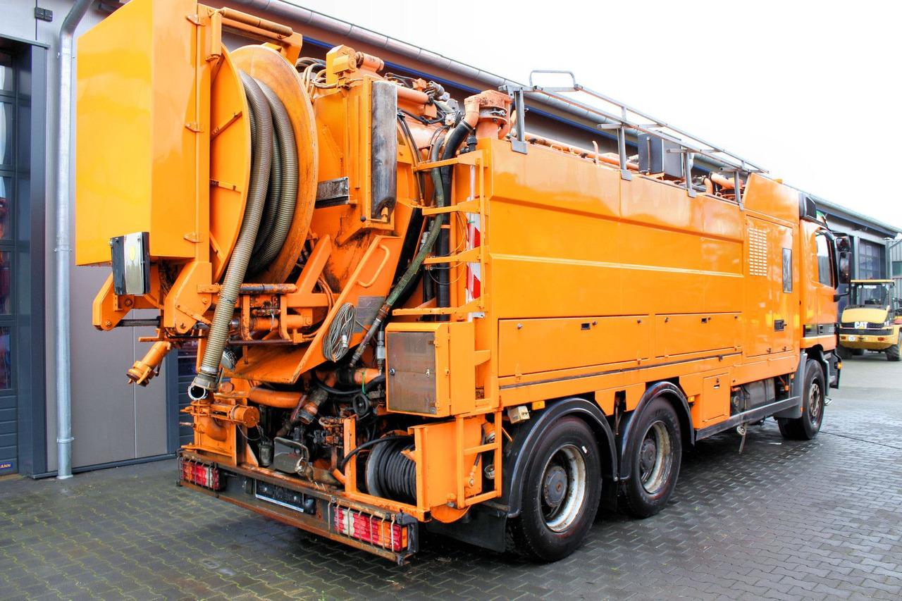 Mercedes-Benz Actros 2653 6x4 V8 Müller 16m³ Saug u.Spül-Kombi - Camion hydrocureur: photos 4 Mercedes-Benz Actros 2653 6x4 V8 Müller 16m³ Saug u.Spül-Kombi - Camion hydrocureur: photos 4