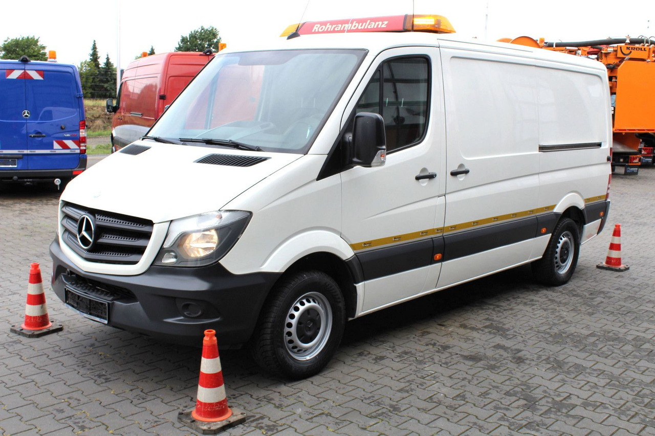 Mercedes-Benz Sprinter 316 CDI + Leistikow 1m³ HD-Spüler 3,5t - Camion hydrocureur: photos 2 Mercedes-Benz Sprinter 316 CDI + Leistikow 1m³ HD-Spüler 3,5t - Camion hydrocureur: photos 2