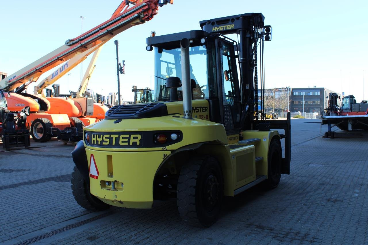 Hyster H12XD6 - Chariot élévateur diesel: photos 3 Hyster H12XD6 - Chariot élévateur diesel: photos 3