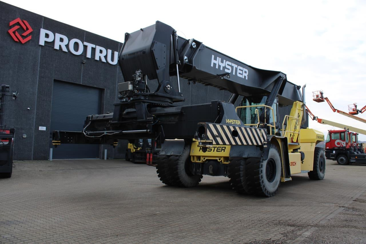 Hyster RS45-31CH - Reach stacker: photos 2 Hyster RS45-31CH - Reach stacker: photos 2