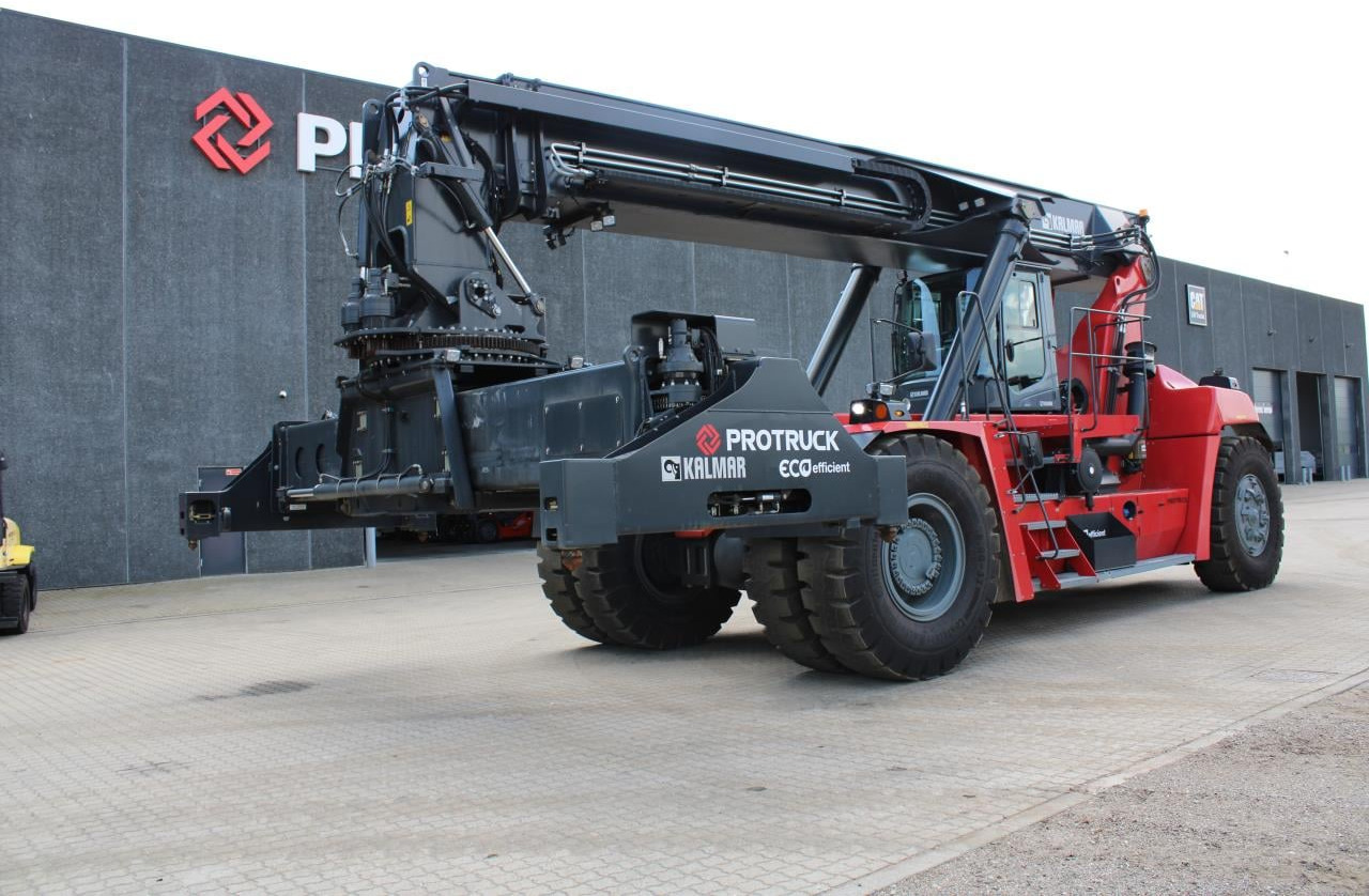 Kalmar DRG450-65S5XE - Reach stacker: photos 2 Kalmar DRG450-65S5XE - Reach stacker: photos 2