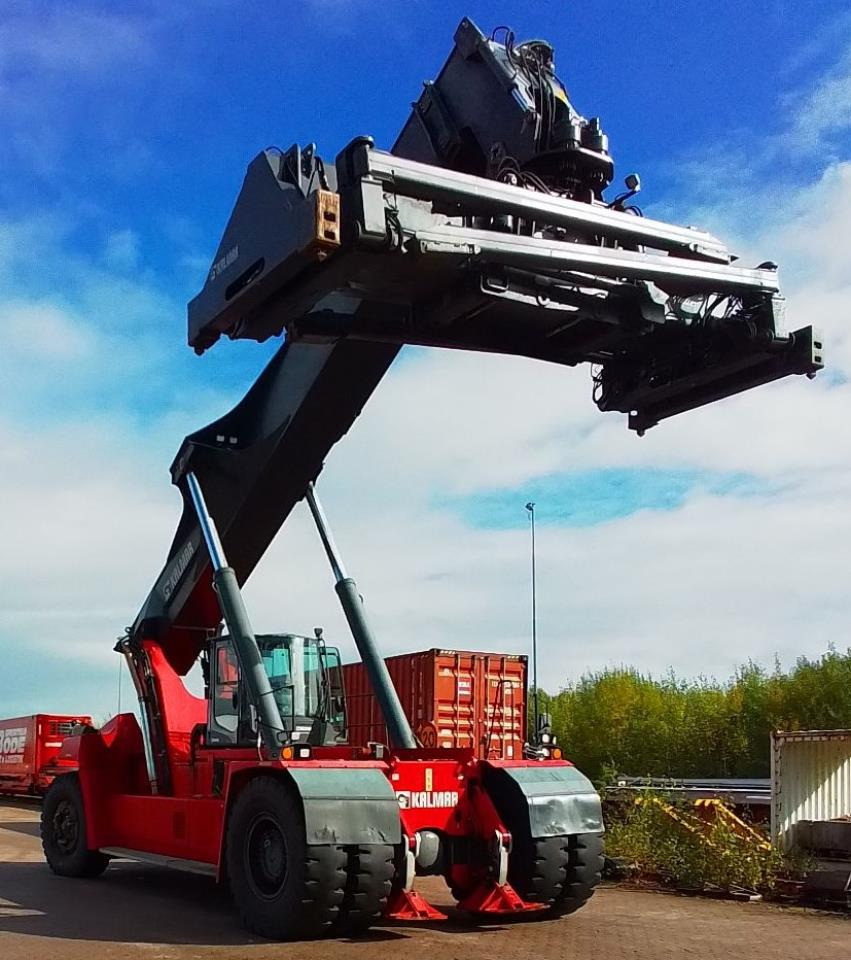 Kalmar DRG450-75C5XS - Reach stacker: photos 1 Kalmar DRG450-75C5XS - Reach stacker: photos 1