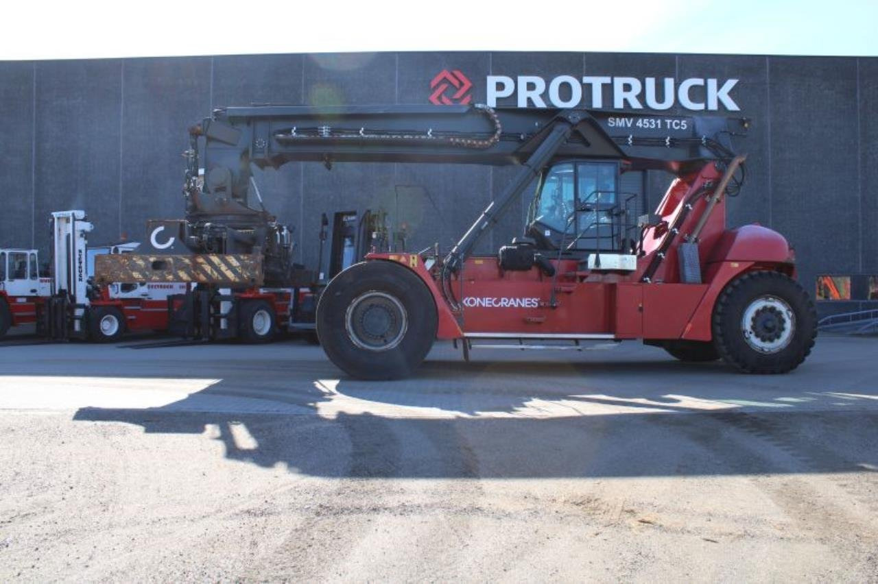 SMV KONECRANES 4531 - Reach stacker: photos 1 SMV KONECRANES 4531 - Reach stacker: photos 1