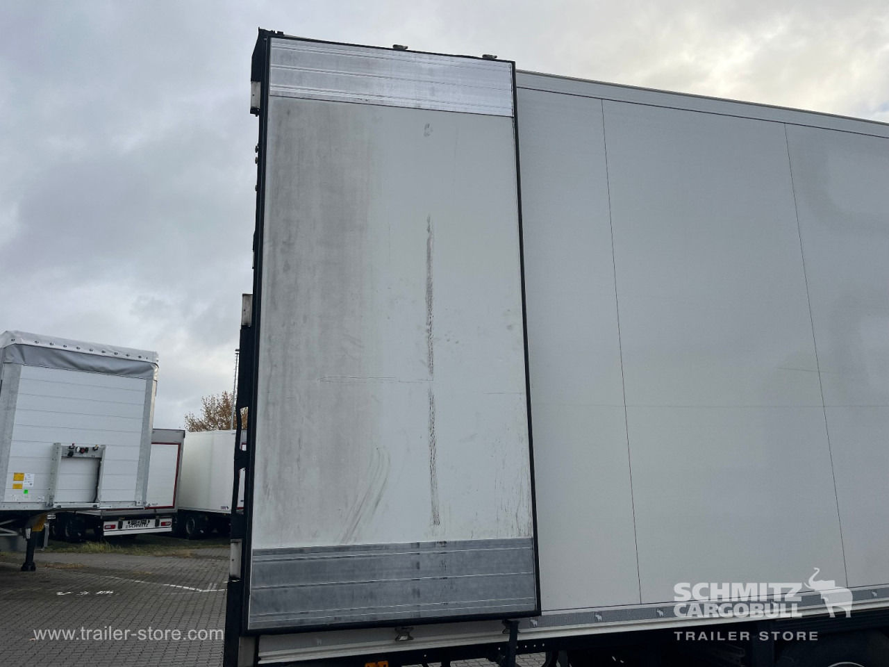 SCHMITZ Auflieger Tiefkühler Standard Double deck - Semi-remorque isothermique: photos 4 SCHMITZ Auflieger Tiefkühler Standard Double deck - Semi-remorque isothermique: photos 4