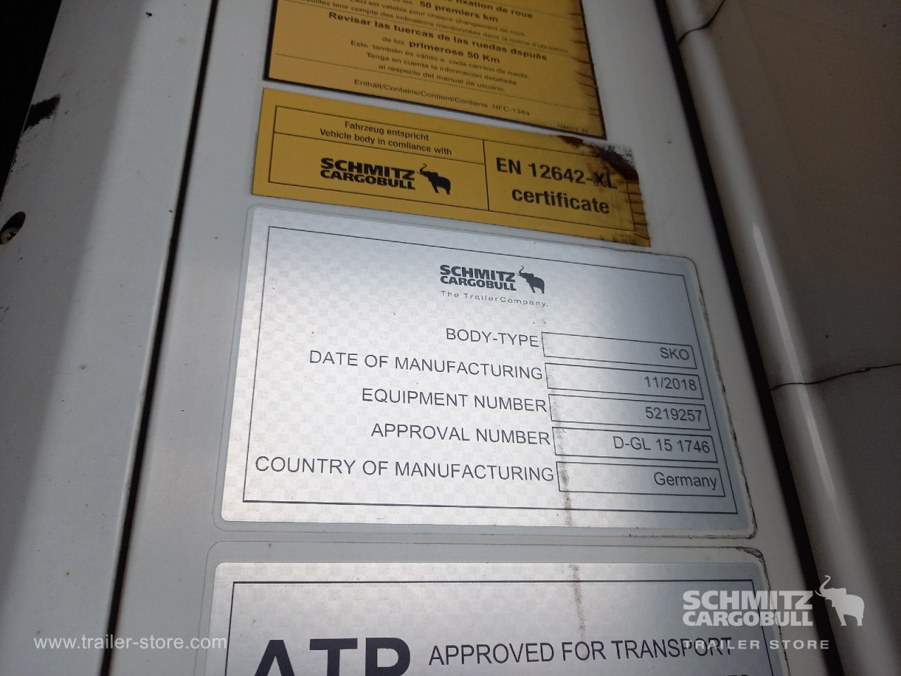Semi-remorque isothermique SCHMITZ Auflieger Tiefkühler Standard Double deck: photos 7 Semi-remorque isothermique SCHMITZ Auflieger Tiefkühler Standard Double deck: photos 7