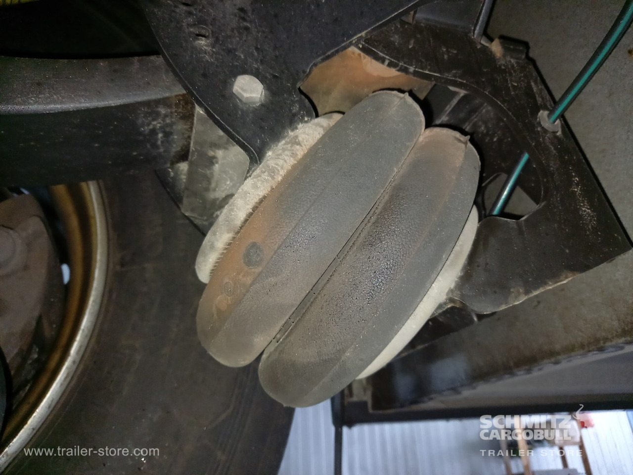 SCHMITZ Auflieger Tiefkühler Standard Double deck - Semi-remorque isothermique: photos 3 SCHMITZ Auflieger Tiefkühler Standard Double deck - Semi-remorque isothermique: photos 3