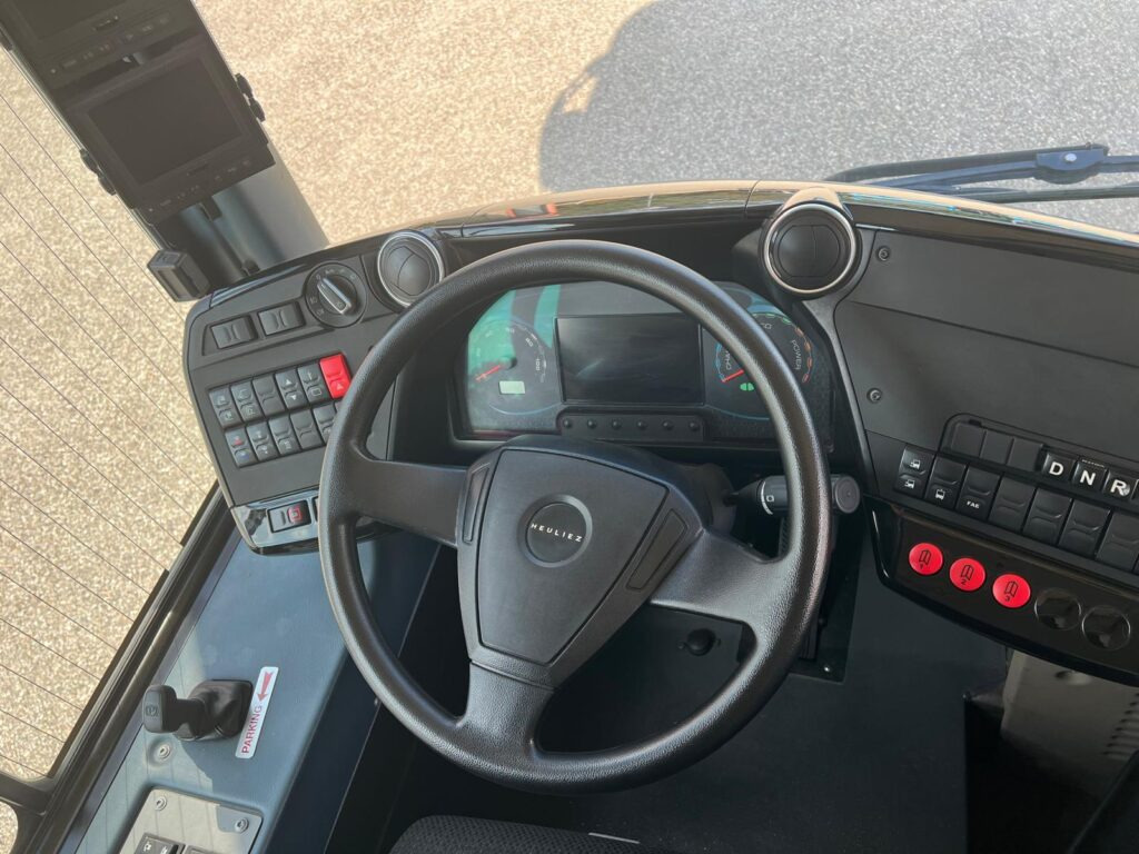 N.1 IVECO GX330ELEC – Anno 2019 - Bus urbain: photos 3 N.1 IVECO GX330ELEC – Anno 2019 - Bus urbain: photos 3