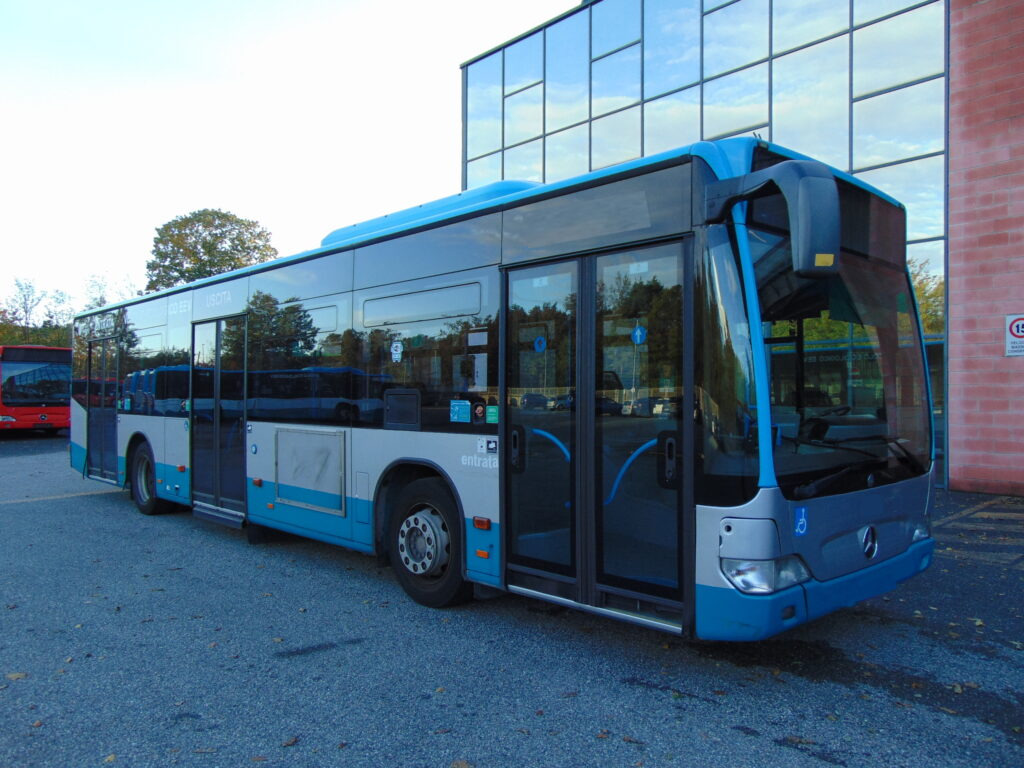 N.2 MERCEDES BENZ CITARO O530 – Anno 2012 - Bus urbain: photos 1 N.2 MERCEDES BENZ CITARO O530 – Anno 2012 - Bus urbain: photos 1