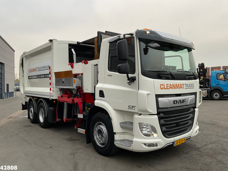DAF CF 290 FAN VDL Translift zijlader Just 73.584 km! - Benne à ordures ménagères: photos 4 DAF CF 290 FAN VDL Translift zijlader Just 73.584 km! - Benne à ordures ménagères: photos 4
