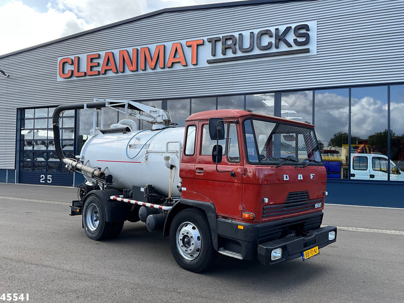 DAF FA 1600 DF 360 Oldtimer Just 60.812 km! - Camion hydrocureur: photos 1 DAF FA 1600 DF 360 Oldtimer Just 60.812 km! - Camion hydrocureur: photos 1
