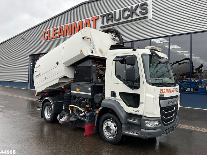 DAF FA LF 230 Euro 6 Johnston VT652 Just 87.278 km! - Balayeuse de voirie: photos 1 DAF FA LF 230 Euro 6 Johnston VT652 Just 87.278 km! - Balayeuse de voirie: photos 1