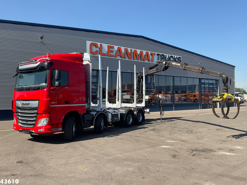 DAF FAD XF 530 8x4 Holzkran - Camion grue: photos 1 DAF FAD XF 530 8x4 Holzkran - Camion grue: photos 1
