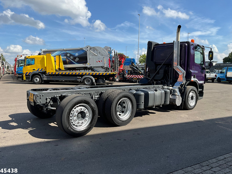 DAF FAN 75 CF 250 Chassis cabine with PTO Just 143.864 km! - Châssis cabine: photos 5 DAF FAN 75 CF 250 Chassis cabine with PTO Just 143.864 km! - Châssis cabine: photos 5